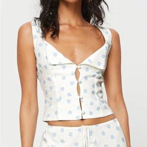 AREEVA FLORAL TOP WHITE MULTI size 4